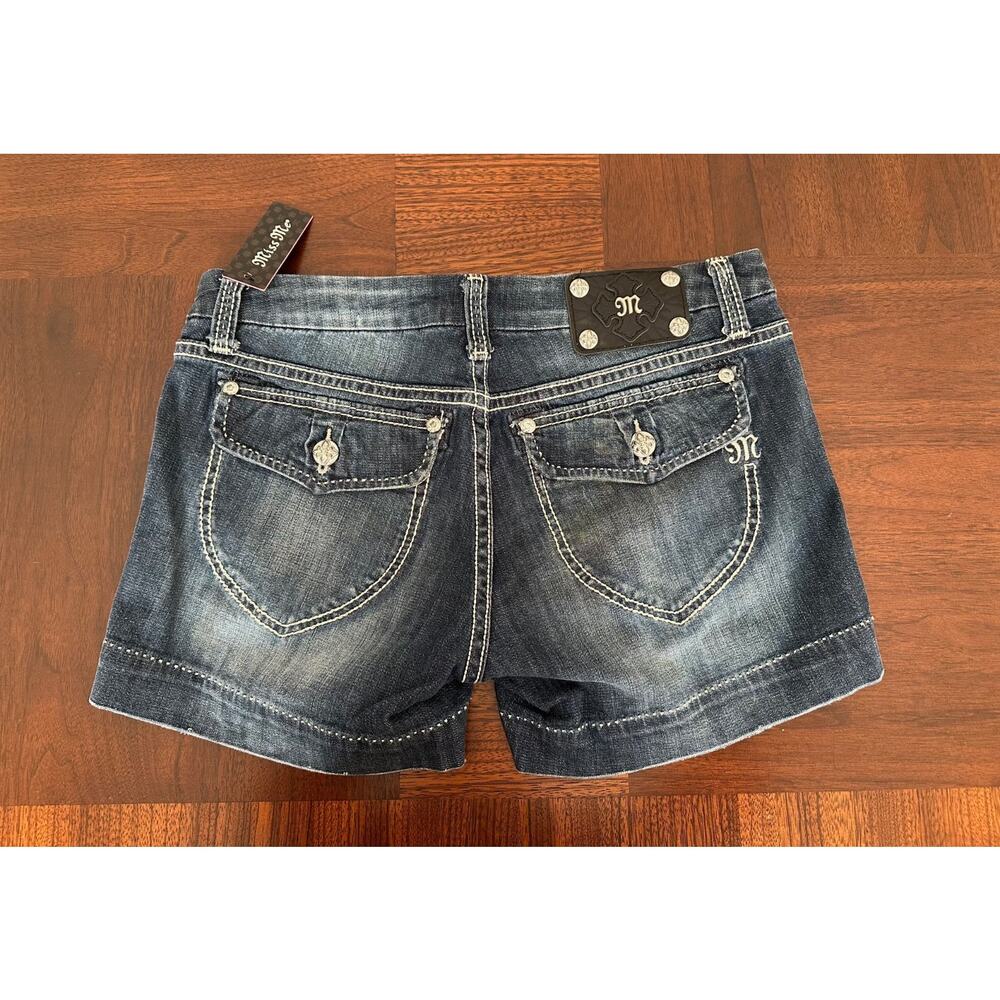 Miss Me Y2K Medium Blue Denim JS448OH16 Solid Flap Pocket Shorts Size 29 NWT - Picture 2 of 16
